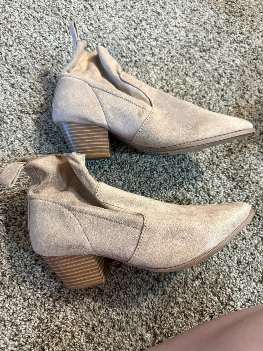 N/A stylish women